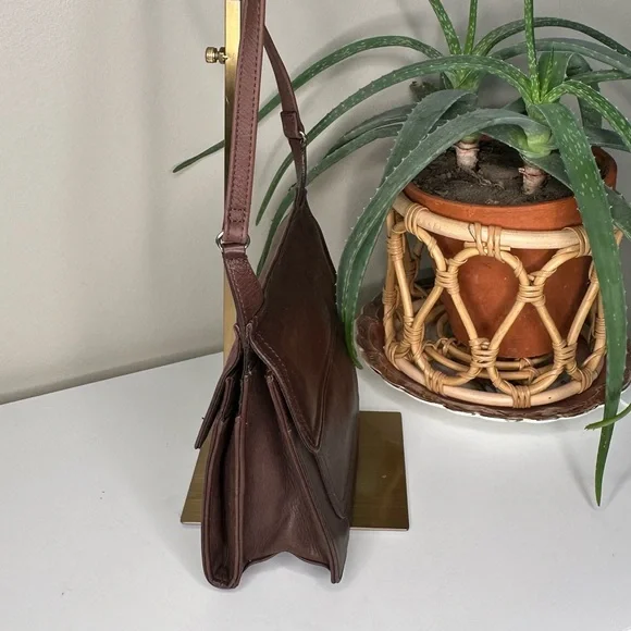 Fossil Vintage Brown Leather Crossbody Wallet Purse | 90s Y2K Minimalist - Picture 3 of 13